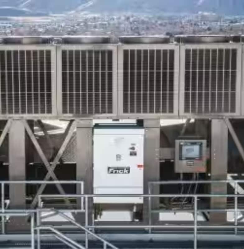 Thermosyphon cooling towers with hail guards